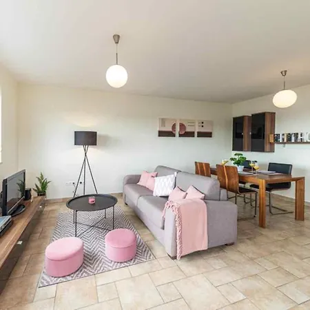 Apartment Marina *