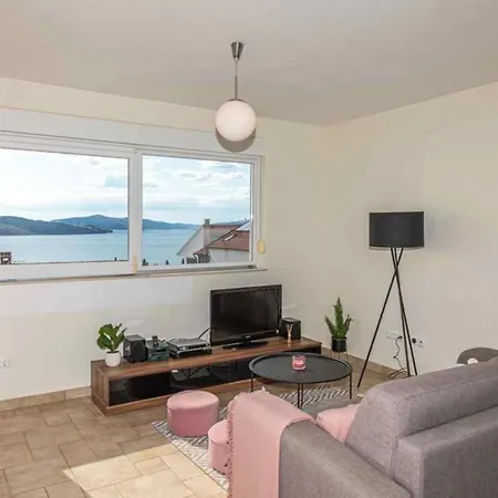 Apartment Marina
