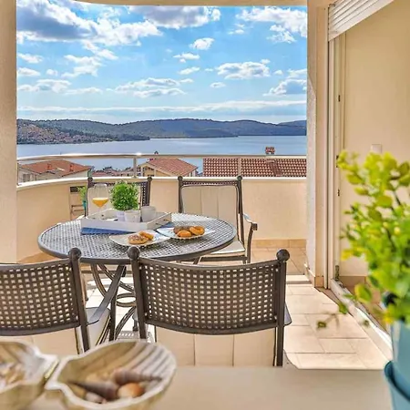 Marina Apartment