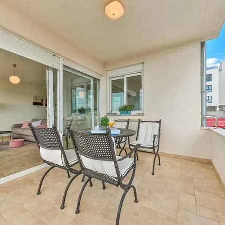 Apartament Marina