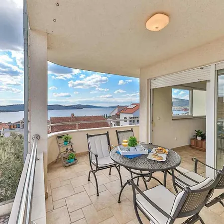 Marina Apartament Trogir